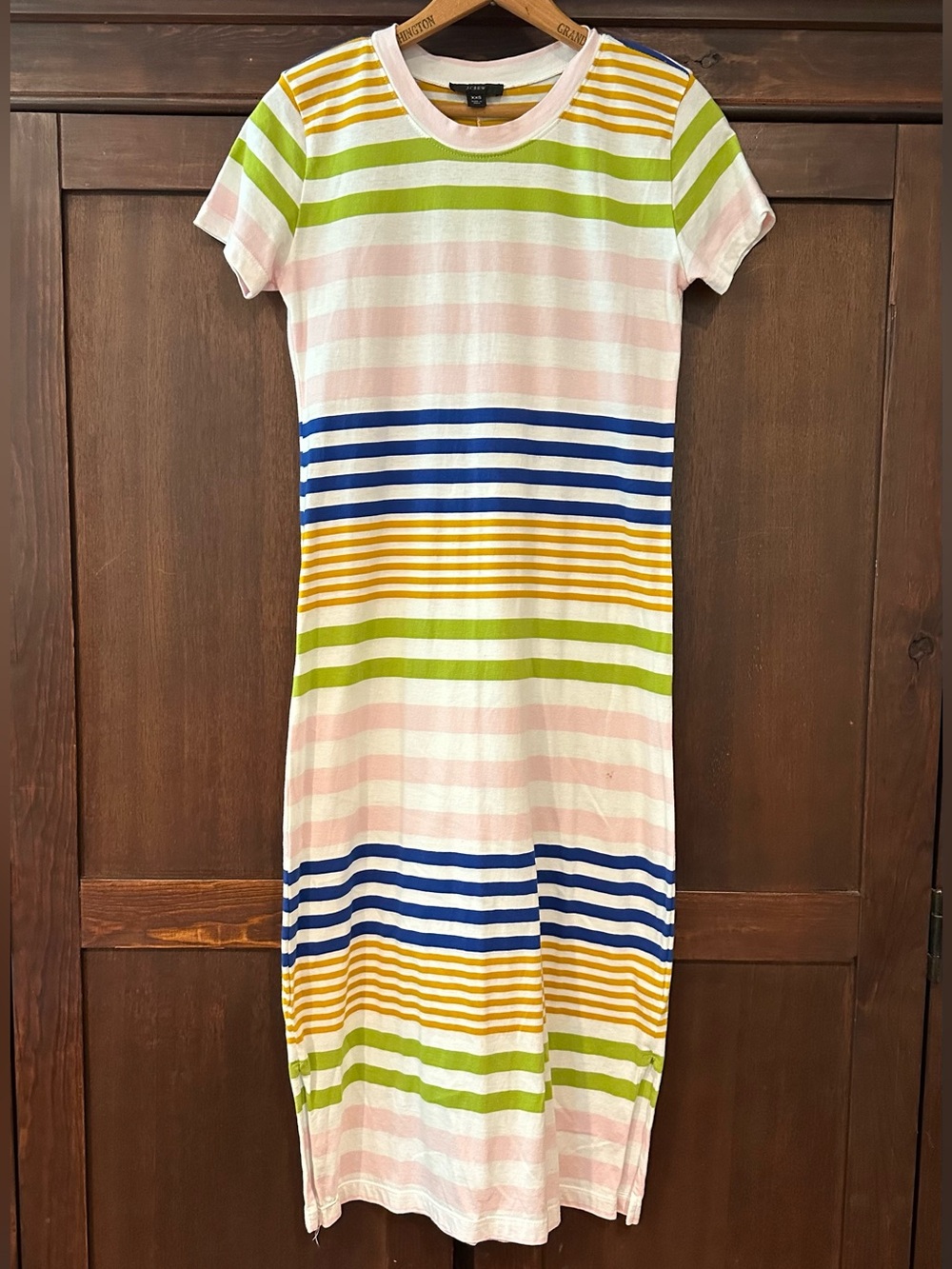 J. Crew • 100% cotton • women’s t-shirt dress • two small side slits • maxi